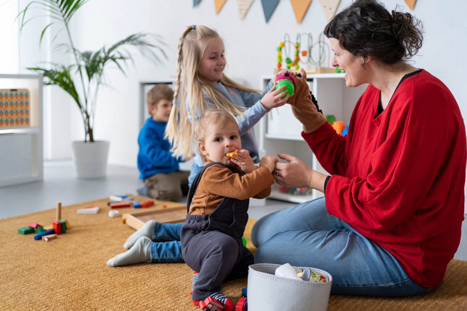 Accompagner les jeunes parents : un enjeu clé pour les professionnels de la petite enfance
